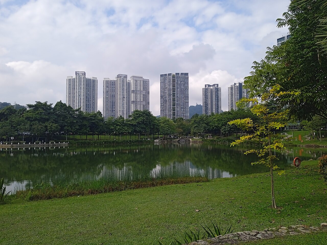The Central Park, Desa ParkCity